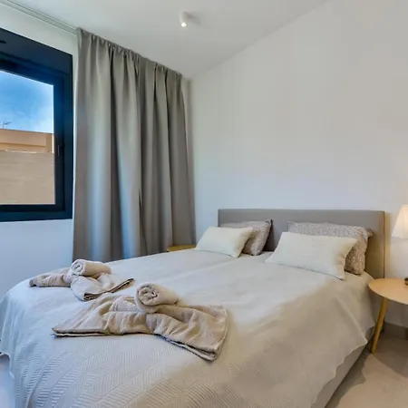 Hotel Casa Adosada En Melior Hills 4*
